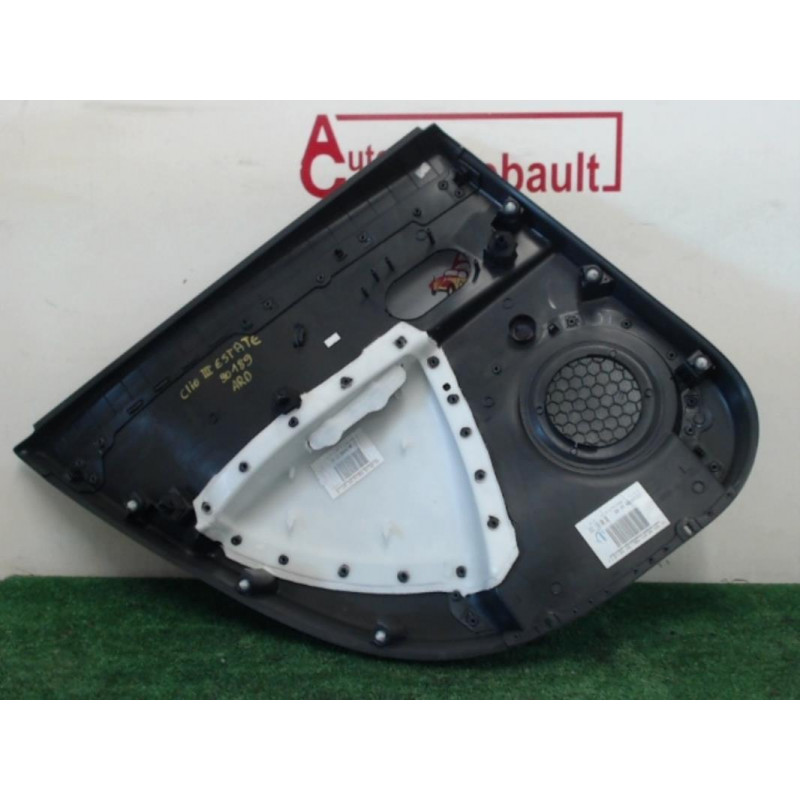 Garniture porte arriere droite RENAULT CLIO III ESTATE PHASE 2 d’occasion