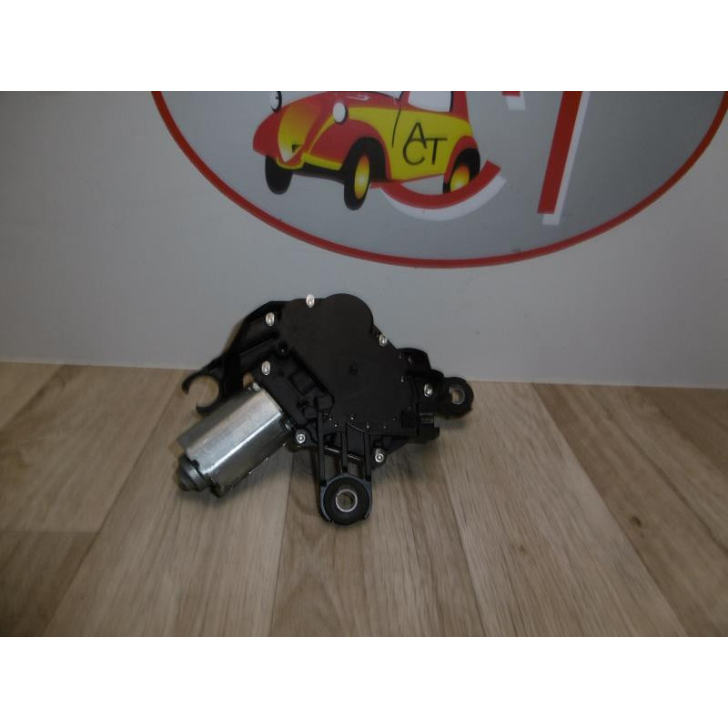 Mot. essuie glace arrière OPEL ASTRA (H) GTC COUPE d’occasion