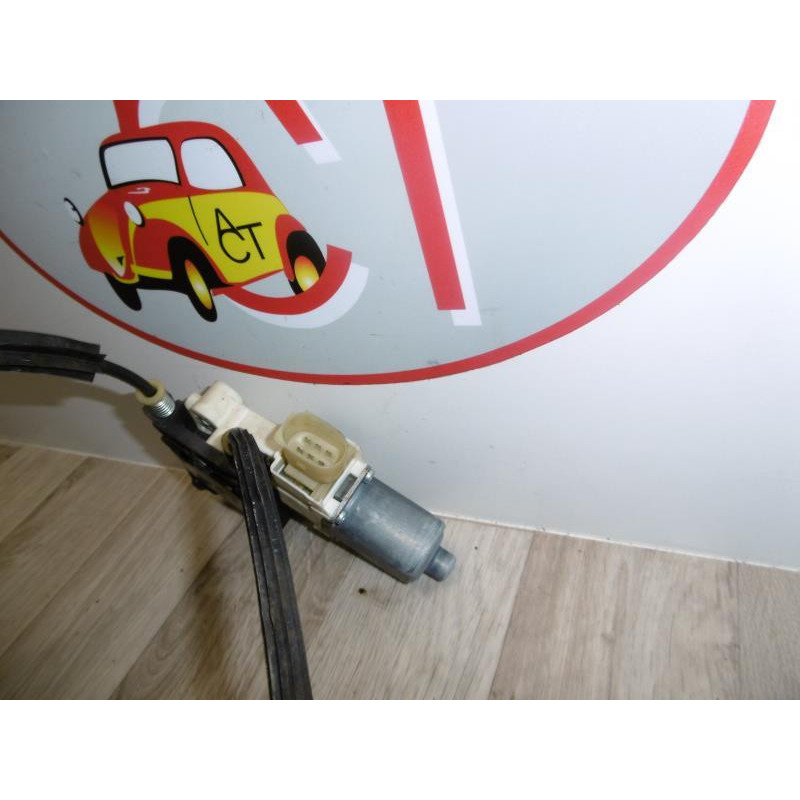 Leve vitre electrique arriere droit FORD MONDEO III d’occasion