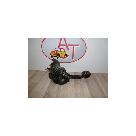 Pedalier d'embrayage SEAT IBIZA IV SC d’occasion