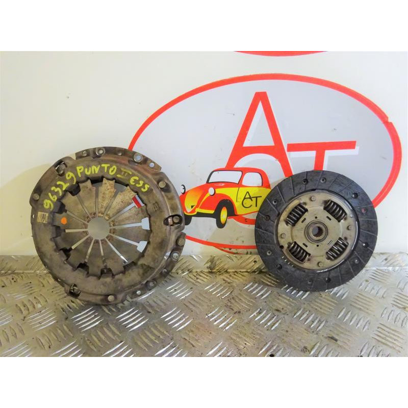 Embrayage FIAT PUNTO II PHASE 1 d’occasion