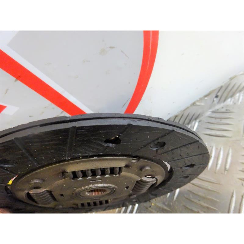 Embrayage FIAT PUNTO II PHASE 1 d’occasion