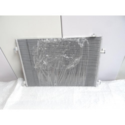 Condenseur de clim RENAULT CLIO III PHASE 1 d’occasion