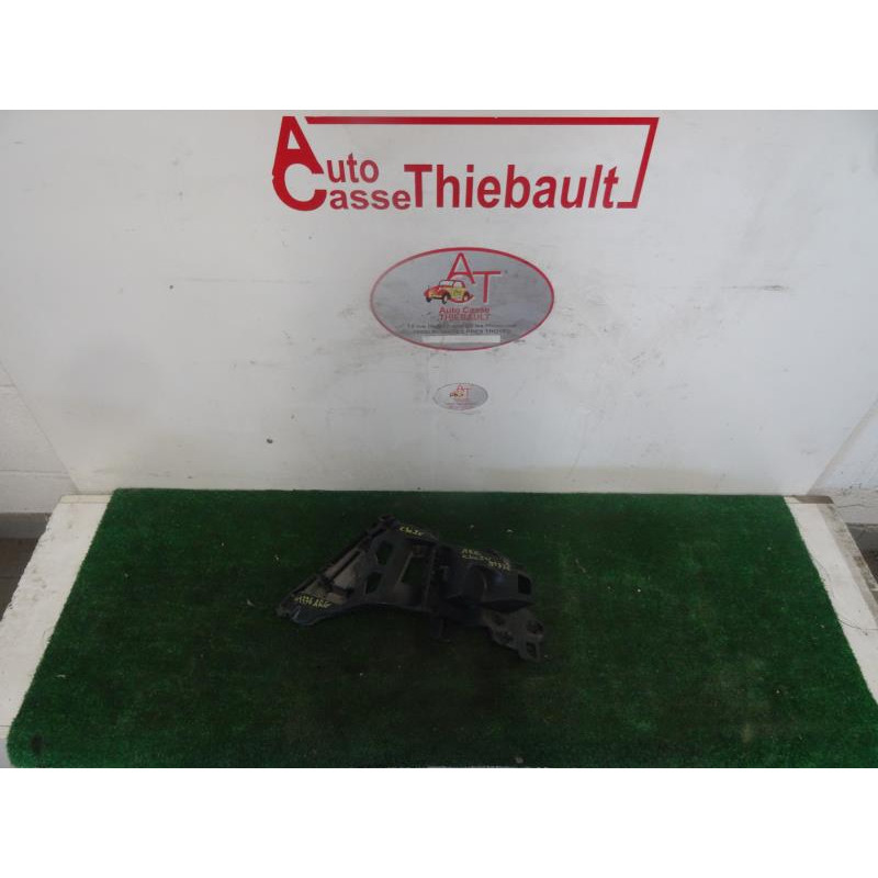 Support de pare chocs arriere RENAULT CLIO IV d’occasion