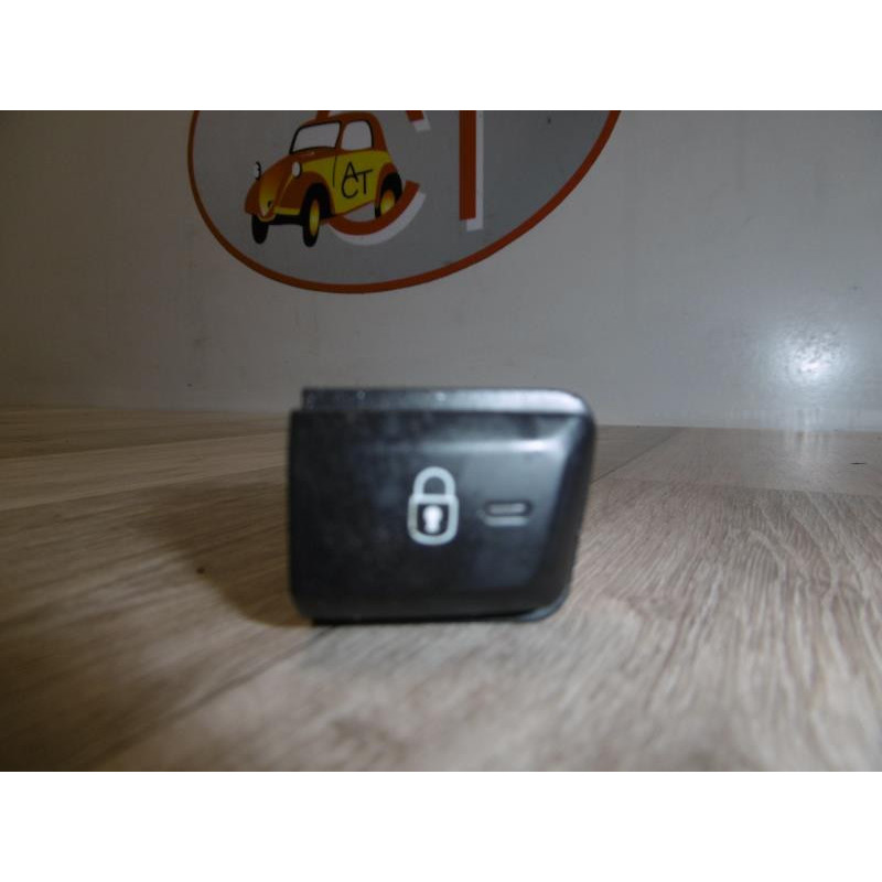 Commande de fermeture centralisee PEUGEOT  d’occasion