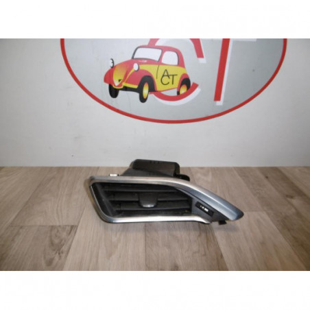 Aerateur tableau de bord avant gauche PEUGEOT 2008 d’occasion