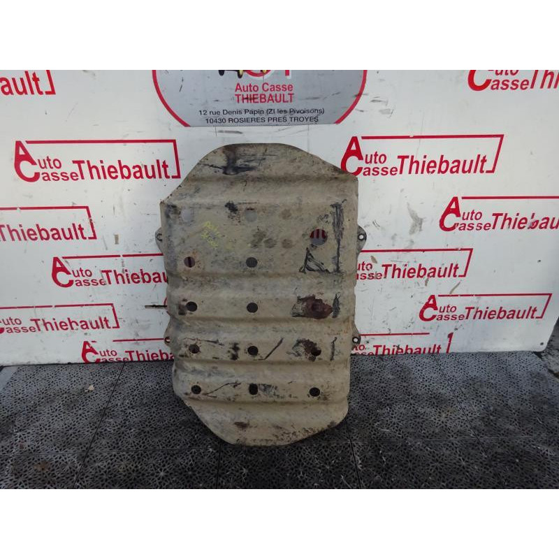 Sangle de reservoir NISSAN PATROL (Y60) GR d’occasion