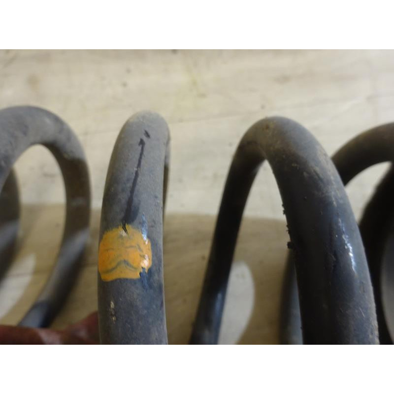 Ressort de suspension arriere droit FORD KUGA d’occasion