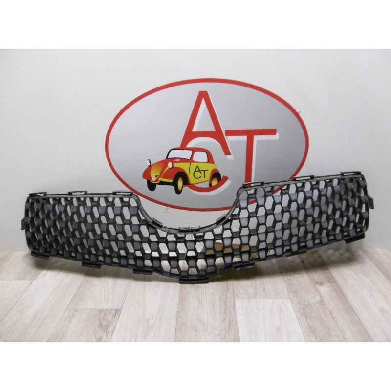 Grille de calandre TOYOTA  d’occasion