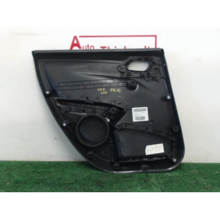 Garniture laterale arriere droite PEUGEOT 208 1.6 HDI d’occasion