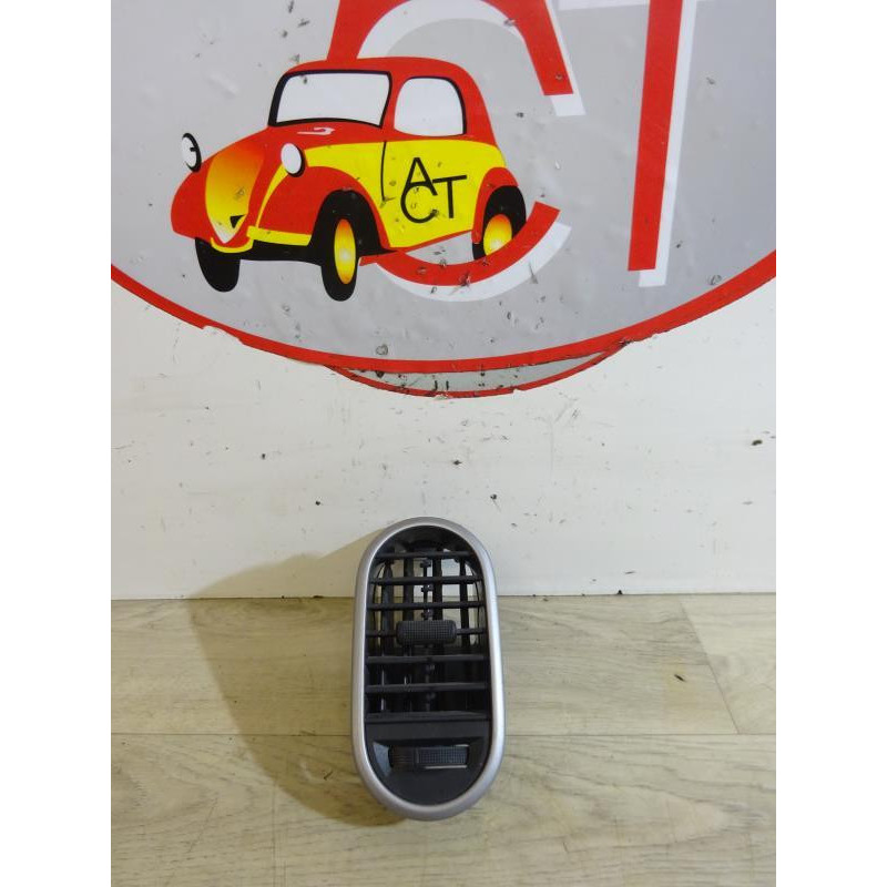 Aerateur tableau de bord avant gauche SUZUKI SPLASH d’occasion