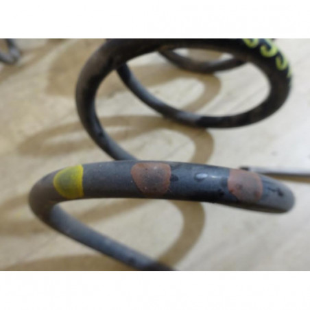 Ressort de suspension arriere droit FIAT 500 III d’occasion
