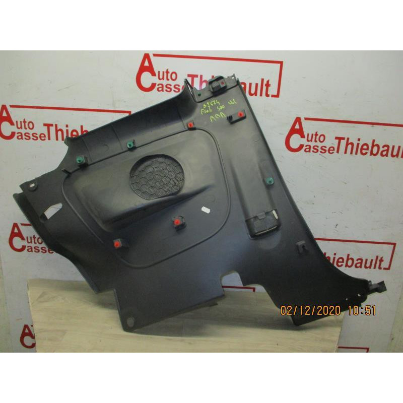 Garniture laterale arriere droite FIAT 500 III CABRIOLET d’occasion