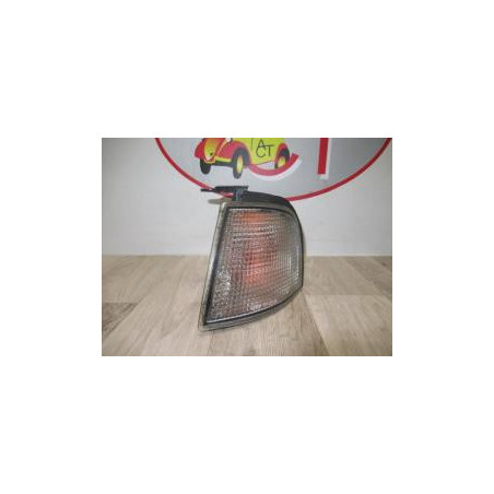 Optique avant secondaire gauche (feux)(clignotant) NISSAN PRIMERA I d’occasion