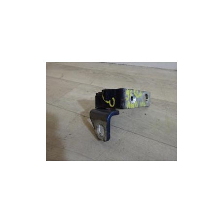 Charniere de porte arriere droit inferieur FORD S-MAX PHASE 1 d’occasion
