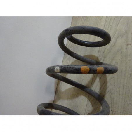 Ressort de suspension arriere droit SUZUKI SPLASH d’occasion