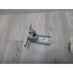 Charniere de porte avant gauche MITSUBISHI ASX PHASE 2 d’occasion