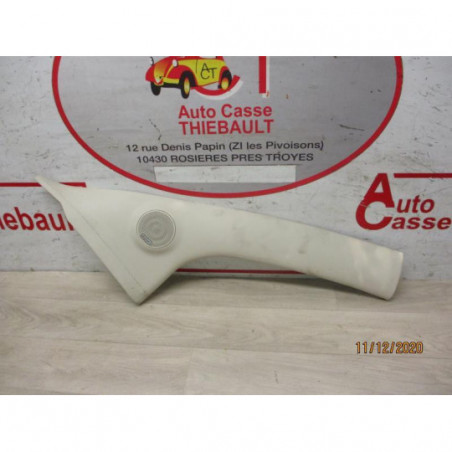 Garniture laterale Avant droite FIAT 500 III CABRIOLET d’occasion