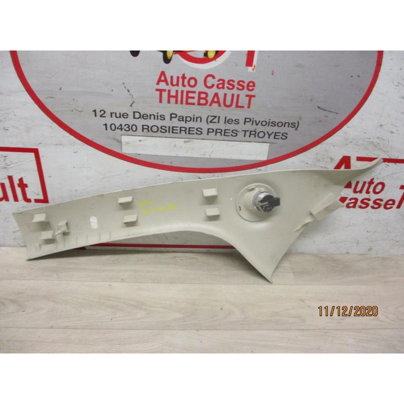 Garniture laterale Avant droite FIAT 500 III CABRIOLET d’occasion