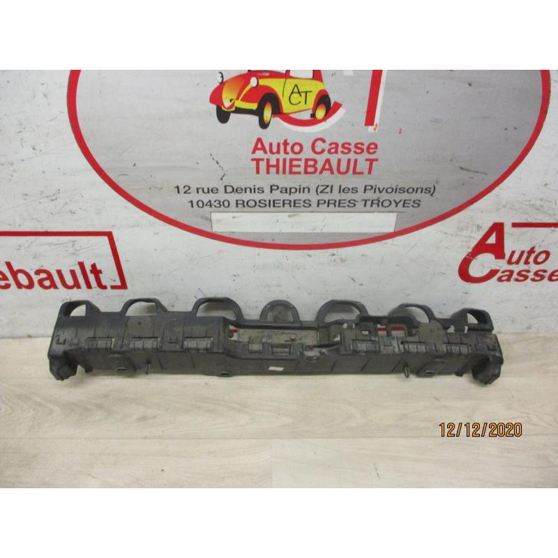 Support de pare chocs arriere RENAULT  d’occasion