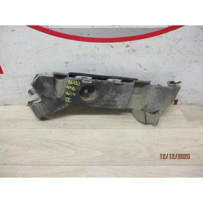Support de pare chocs arriere SEAT IBIZA IV SC d’occasion