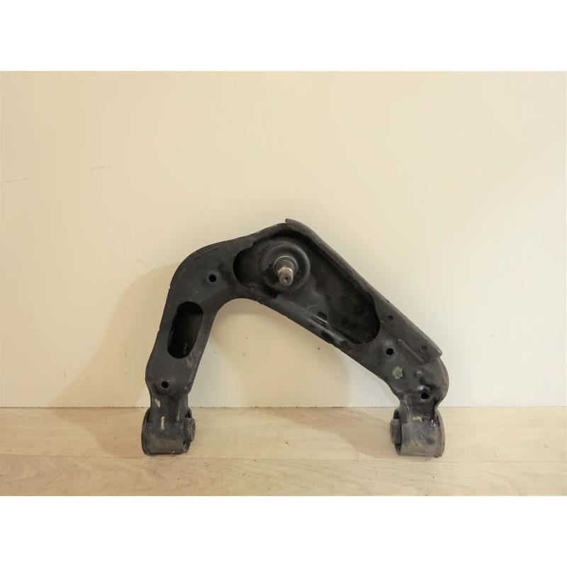 Triangle inferieur avant gauche NISSAN PATHFINDER III PHASE 1 d’occasion
