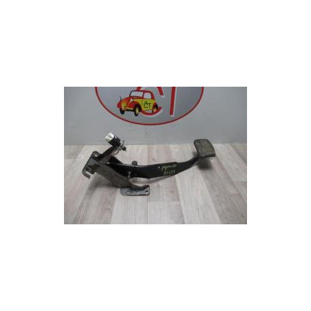 Pedalier de frein MITSUBISHI PAJERO SPORT d’occasion