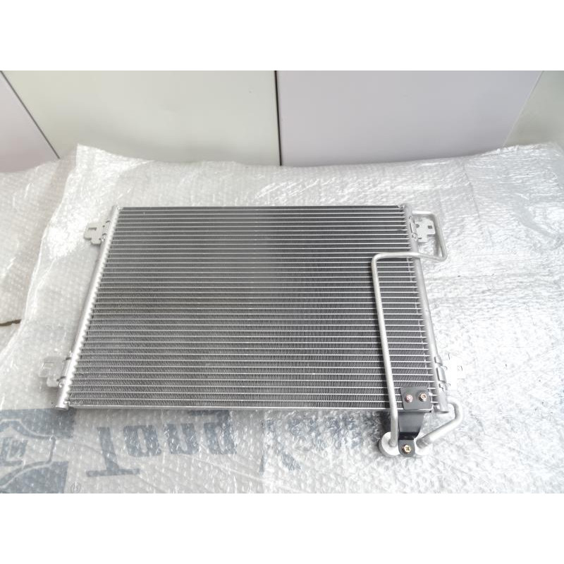 Condenseur de clim RENAULT MEGANE I PHASE 1 d’occasion