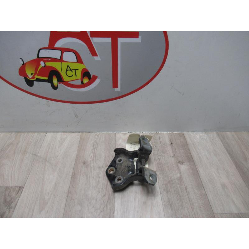 Charniere de porte arriere gauche MITSUBISHI PAJERO SPORT d’occasion