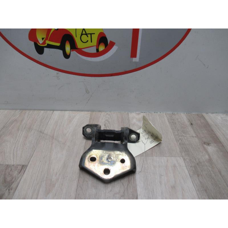 Charniere de porte arriere gauche MITSUBISHI PAJERO SPORT d’occasion