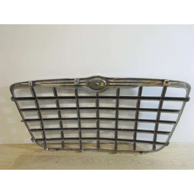 Calandre CHRYSLER 300C d’occasion