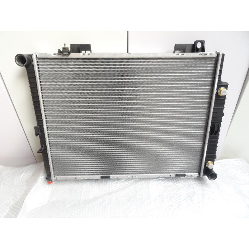 Radiateur eau MERCEDES CLASSE E (210) d’occasion