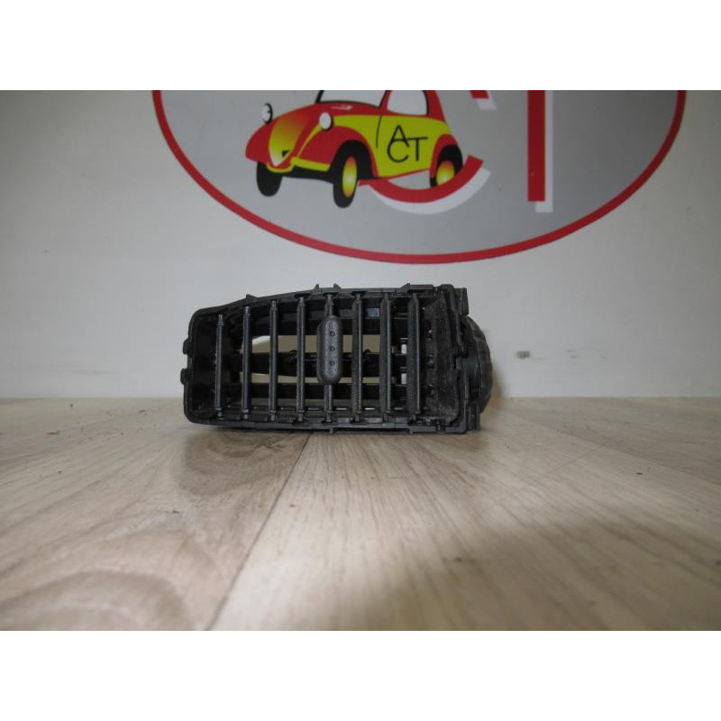 Aerateur tableau de bord central NISSAN MICRA III d’occasion