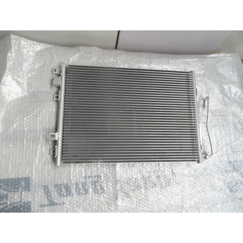 Condenseur de clim RENAULT CLIO II PHASE 1 d’occasion