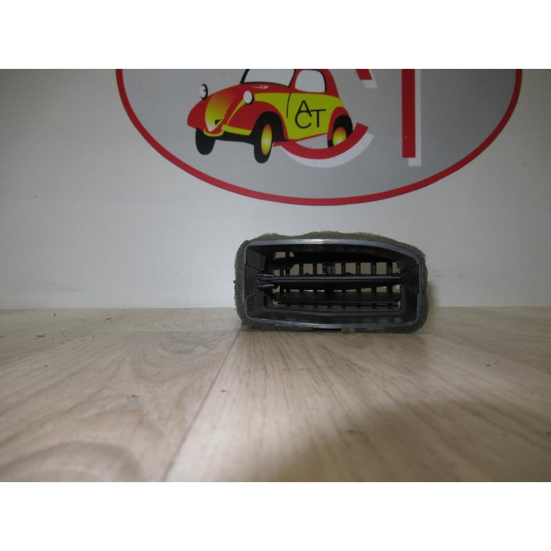 Aerateur tableau de bord central NISSAN MICRA III d’occasion