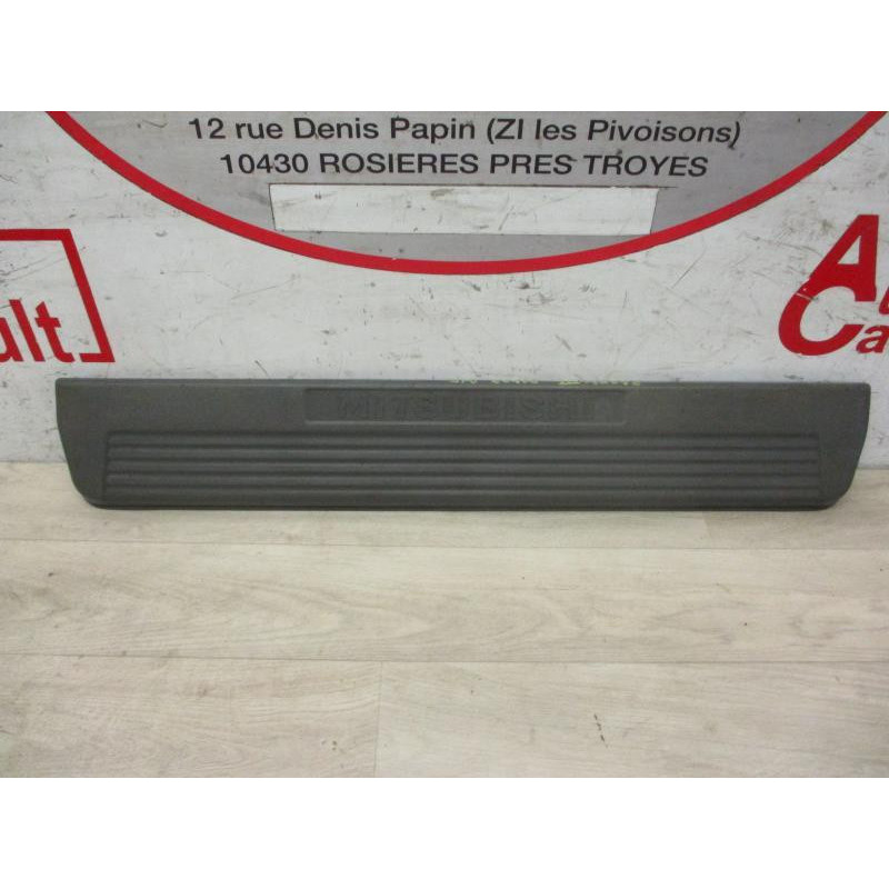 Marche pieds MITSUBISHI PAJERO SPORT d’occasion