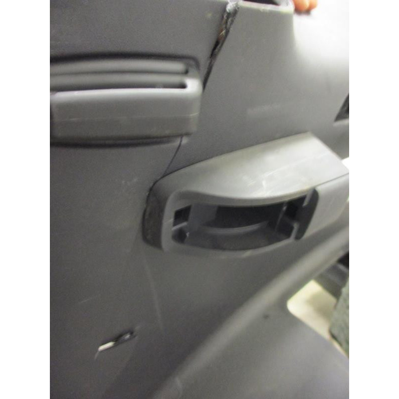 Garniture laterale arriere droite CITROEN C-CROSSER d’occasion