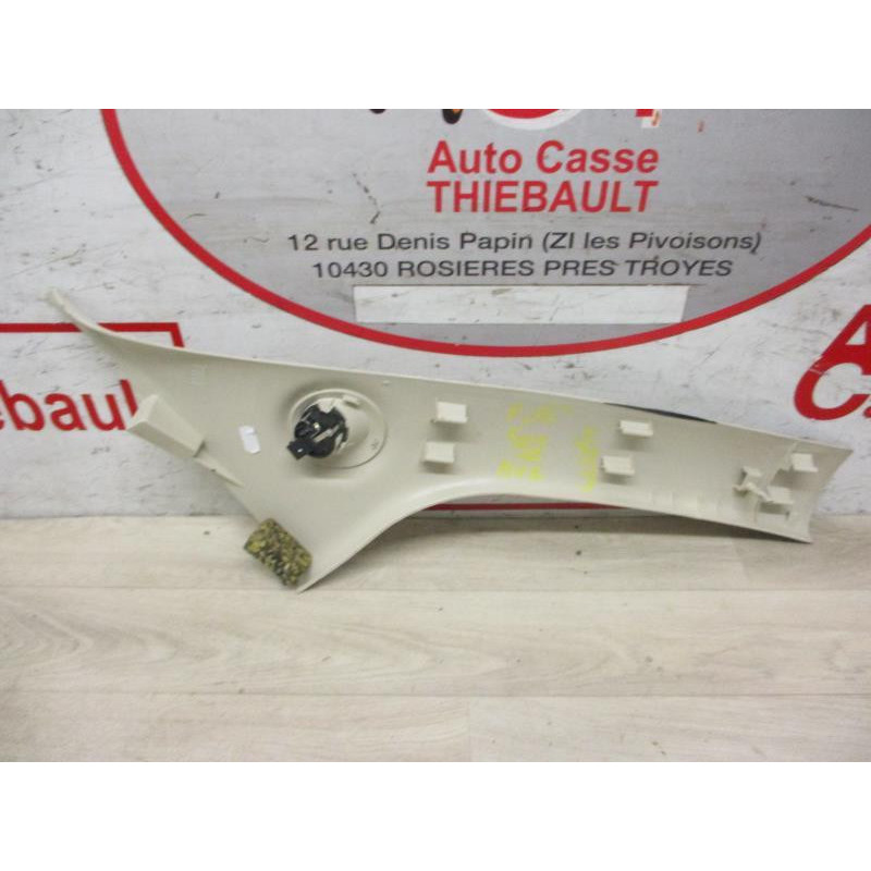 Garniture laterale avant gauche FIAT 500 III d’occasion