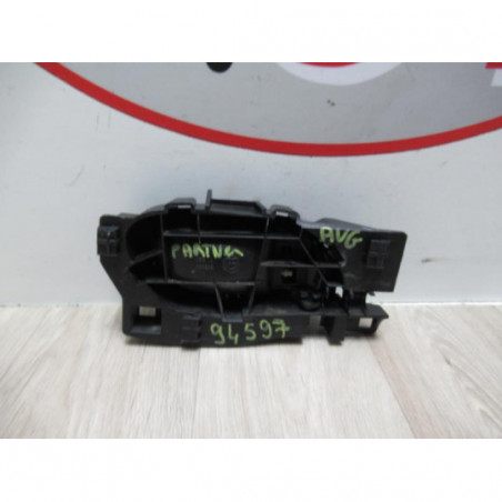 Poignee interieur avant gauche PEUGEOT PARTNER II PHASE 2 CABINE APPROFONDIE d’occasion