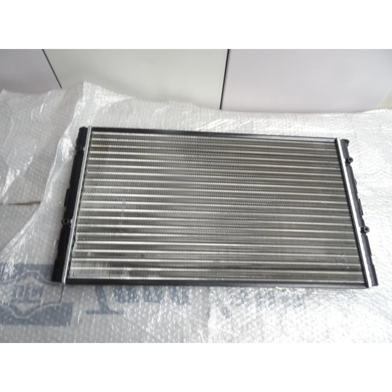 Radiateur eau VOLKSWAGEN GOLF III d’occasion