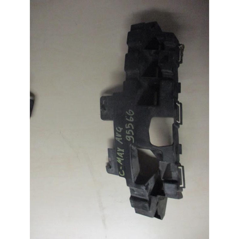 Support de pare chocs avant FORD FOCUS d’occasion