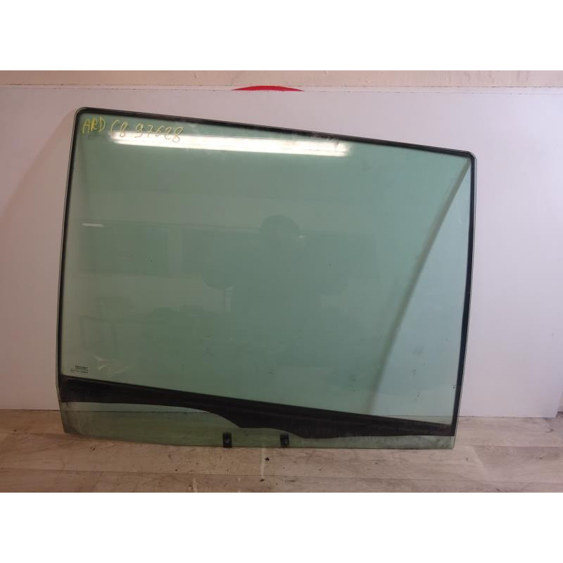 Vitre arriere droit CITROEN C8 PHASE 1 d’occasion