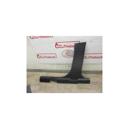Garniture laterale arriere droite CITROEN C-CROSSER d’occasion
