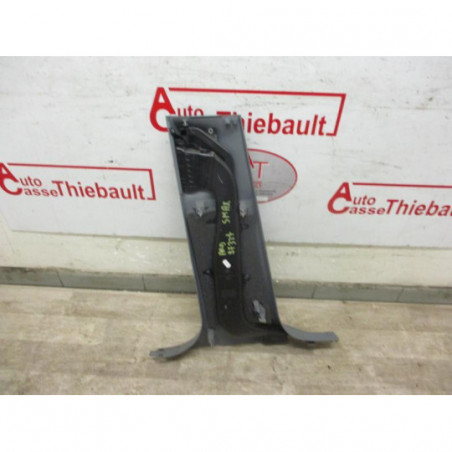 Garniture laterale arriere droite FORD S-MAX PHASE 1 d’occasion