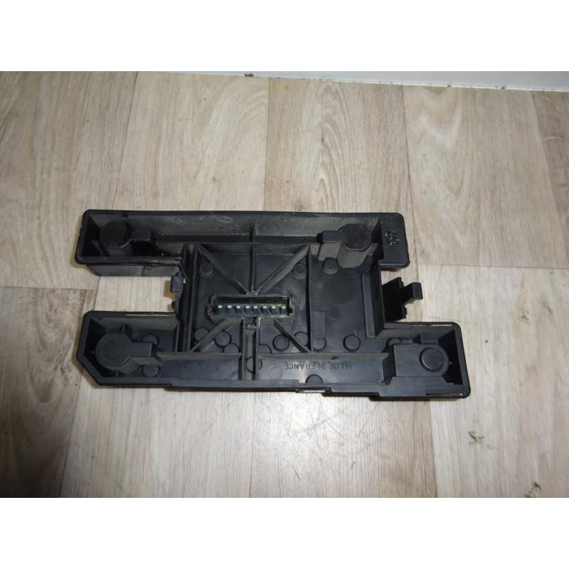 Platine feu arriere droit RENAULT CLIO II PHASE 2 d’occasion