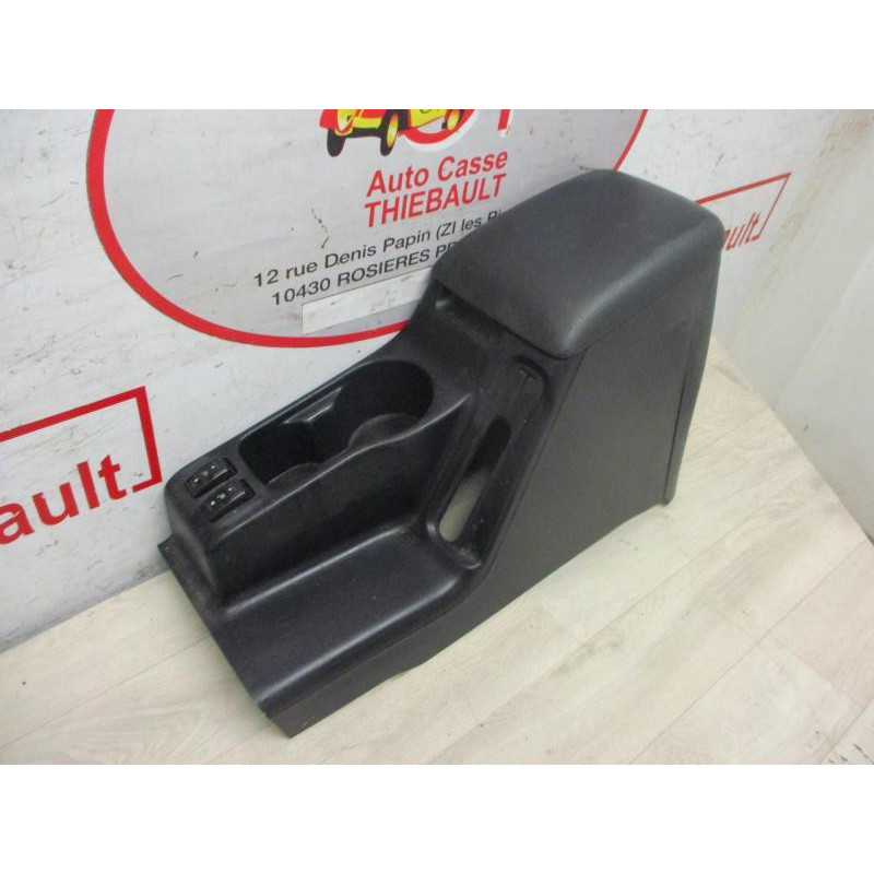 Console central (interieur plastique) OPEL FRONTERA (B) COURT d’occasion