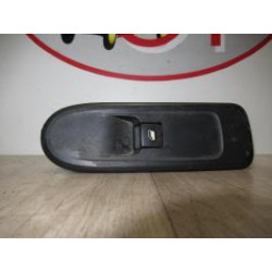 Interrupteur de leve vitre avant droit PEUGEOT 308 PHASE 1 d’occasion