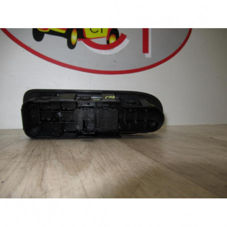 Interrupteur de leve vitre avant droit PEUGEOT 308 PHASE 1 d’occasion
