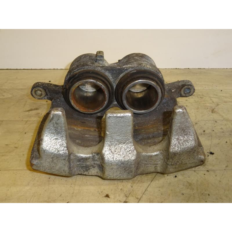 Etrier avant droit (freinage) LAND ROVER  d’occasion