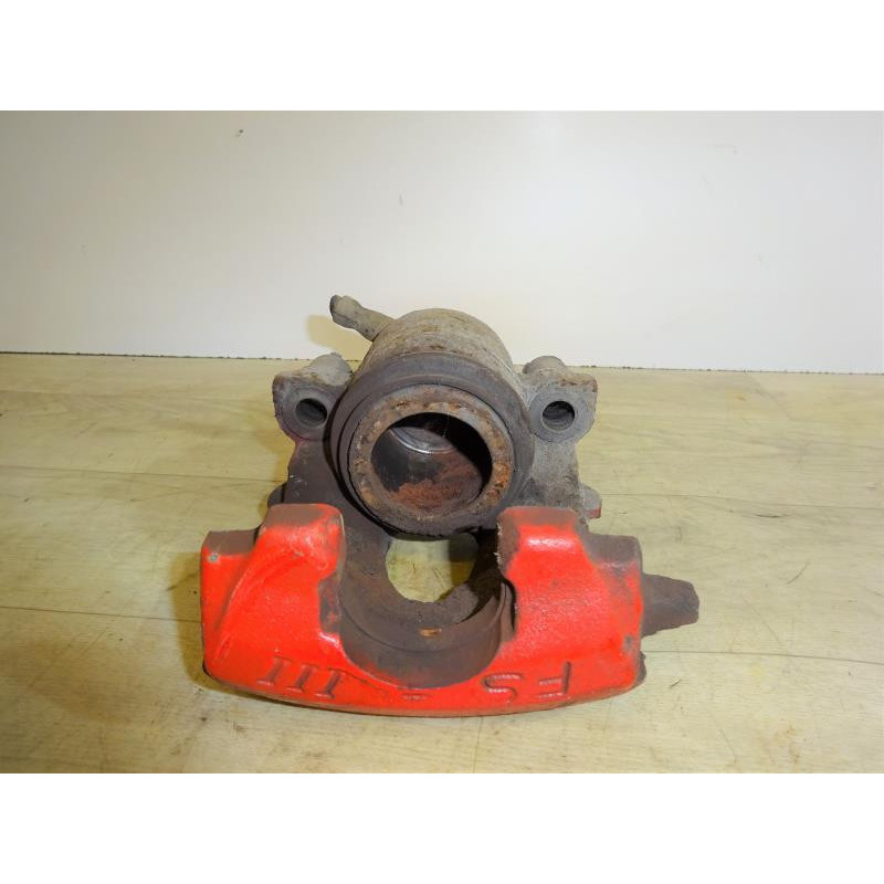 Etrier avant gauche (freinage) VOLKSWAGEN NEW BEETLE d’occasion